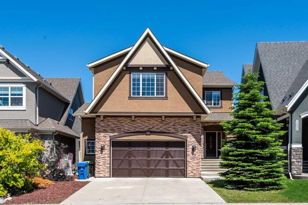 258 Mahogany Place SE — photo 1