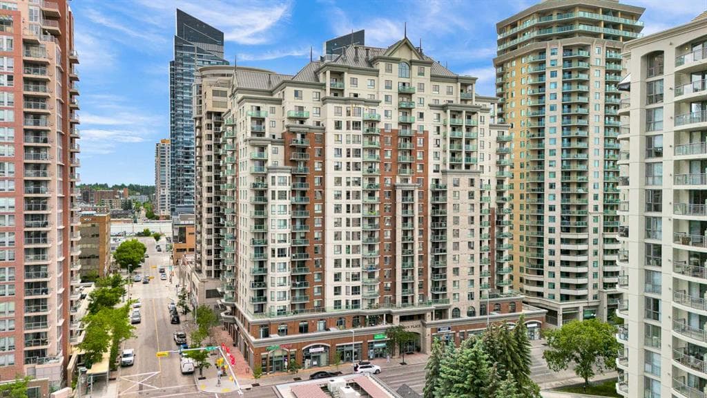 716, 1111 6 Avenue SW — photo 1