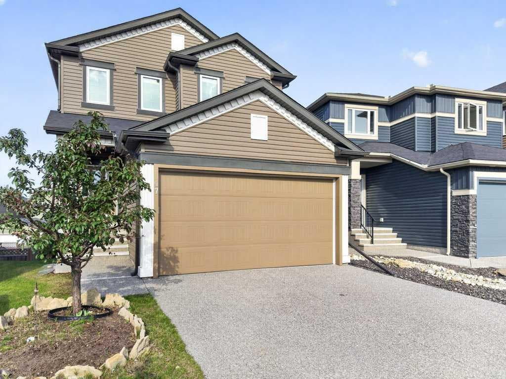 47 Evanscrest Way NW — photo 1