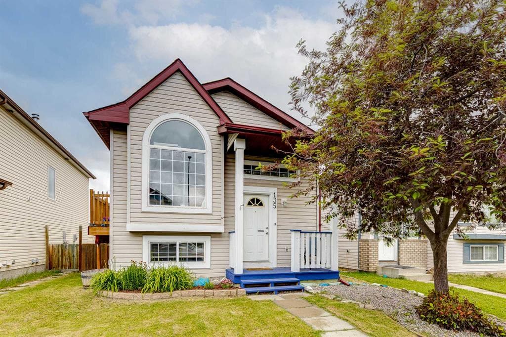 3-bed Detached for sale at 135 Covewood Close NE, Calgary