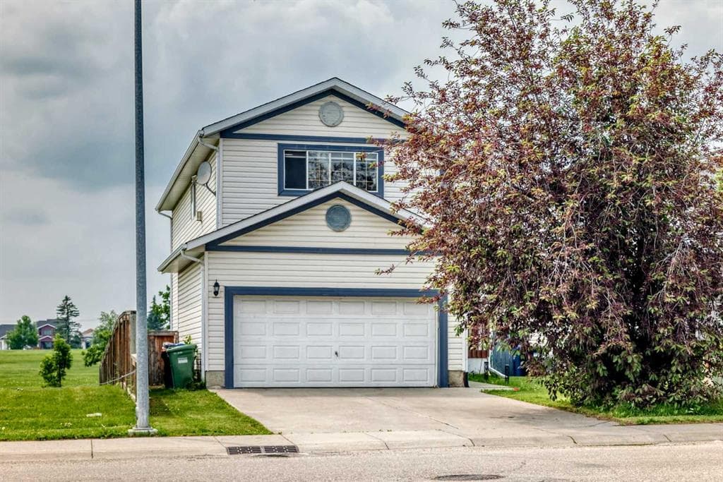 4-bed Detached for sale at 7230 Laguna Way NE, Calgary