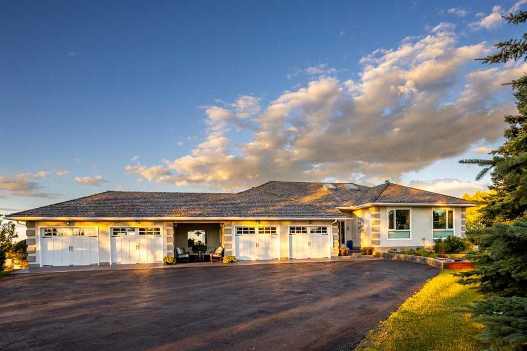 5-bed Detached for sale at 97 Pleasant View Heights, Rural Rocky View County