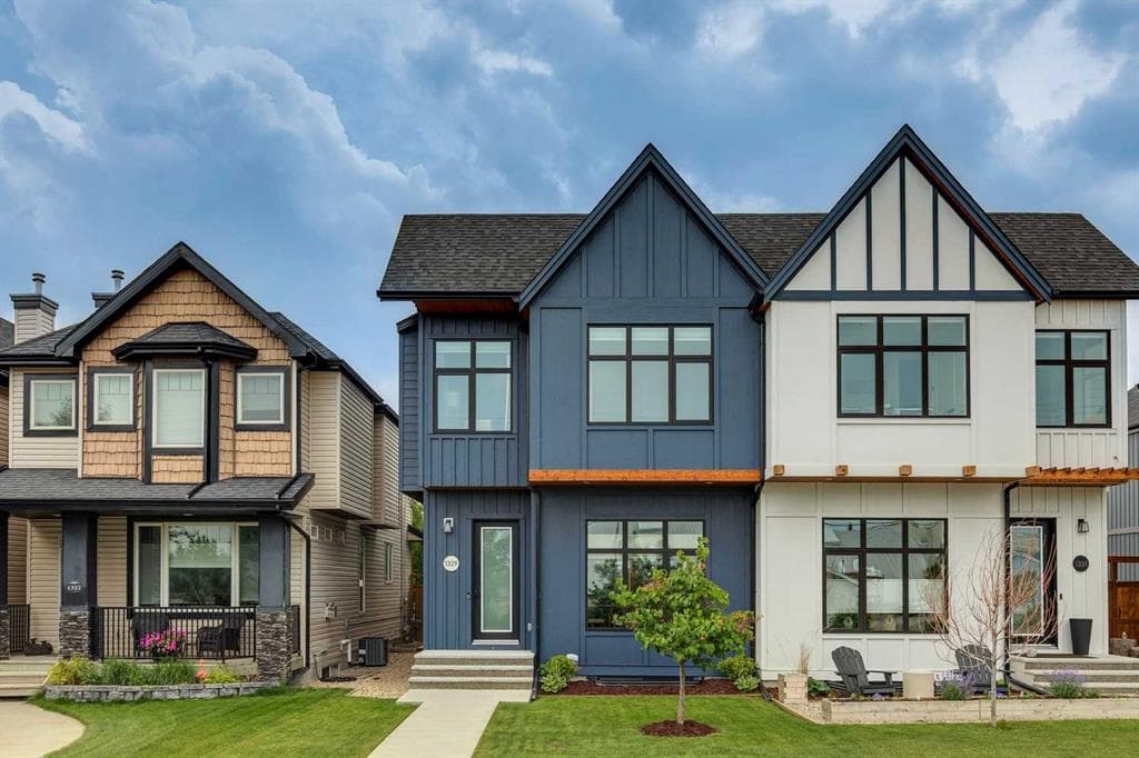 4-bed Semi-detached for sale at 1329 Regal Crescent NE, Calgary