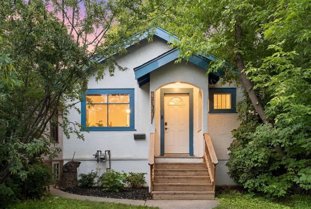2115 14 Street SW — photo 1