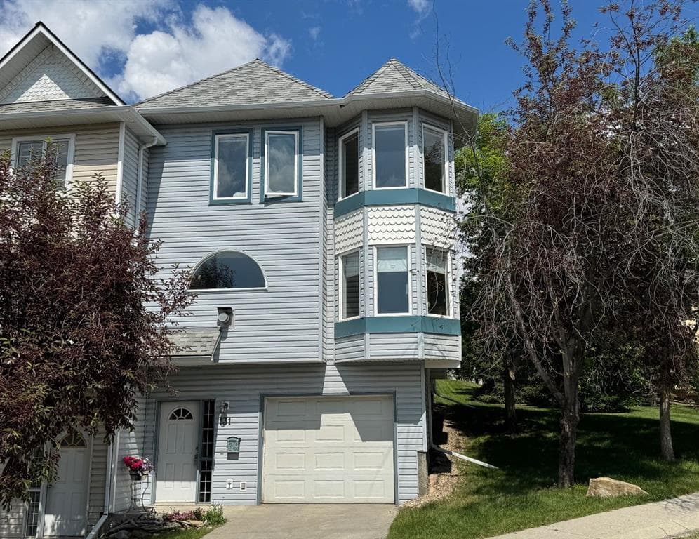 2-bed Townhouse for sale at 131 Patina Rise SW, Calgary