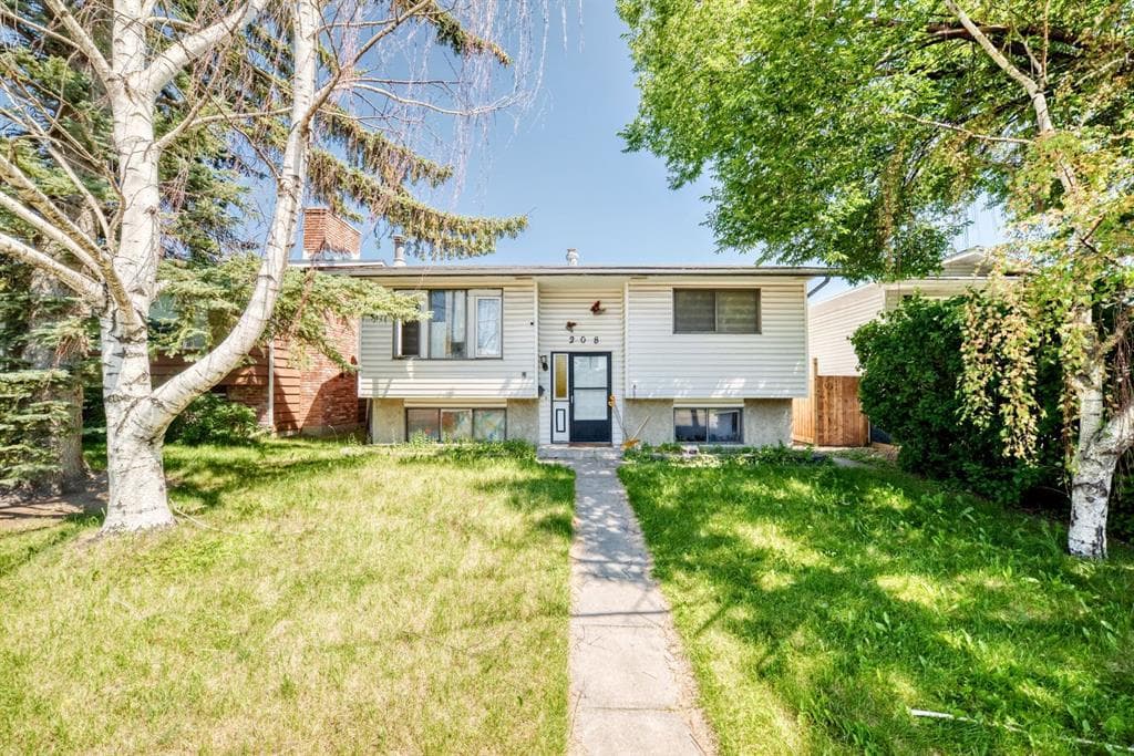 10-bed Detached for sale at 208 Temple Close NE, Calgary