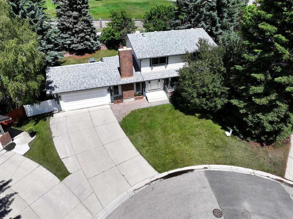 540 Varsity Estates Place NW — photo 1
