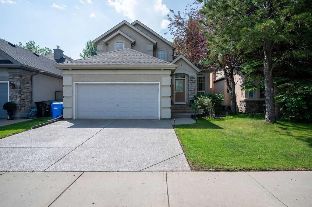 13 Cranston Drive SE — photo 1