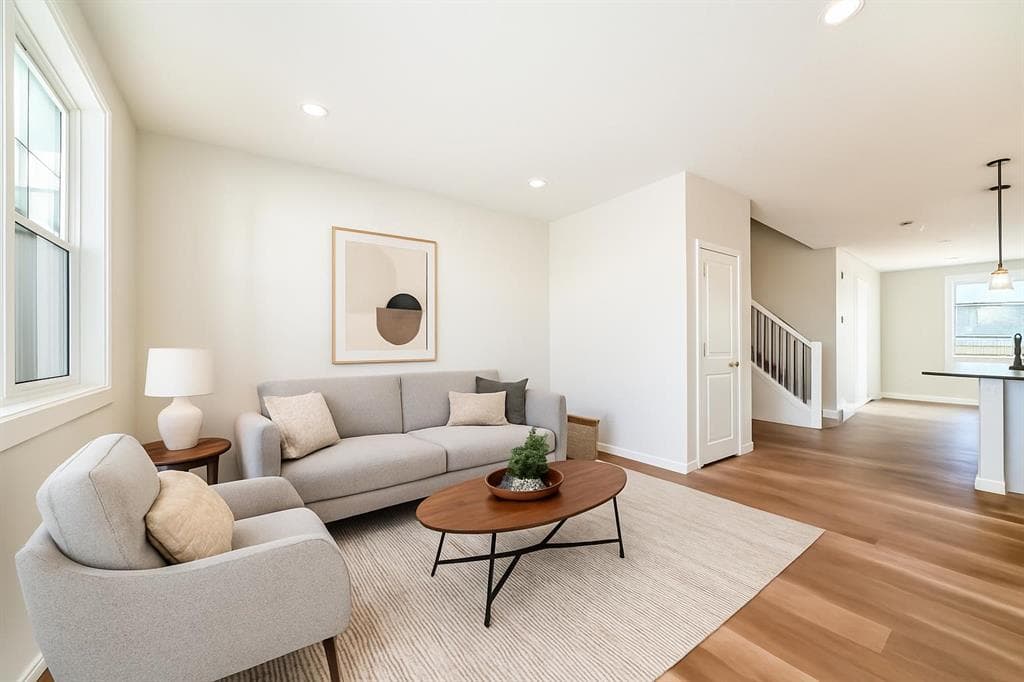 3-bed Semi-detached for sale at 104 Creekside Rise SW, Calgary