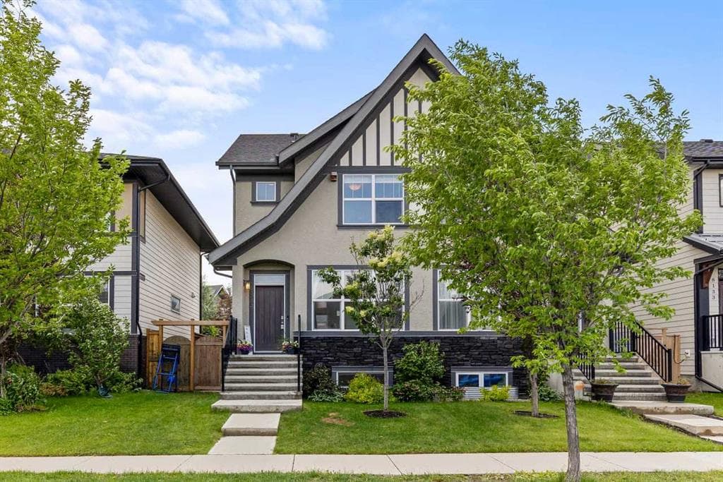 4-bed Semi-detached for sale at 8141 Masters Boulevard SE, Calgary