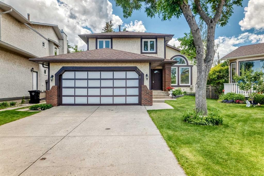 416 Hawkhill Place NW — photo 1