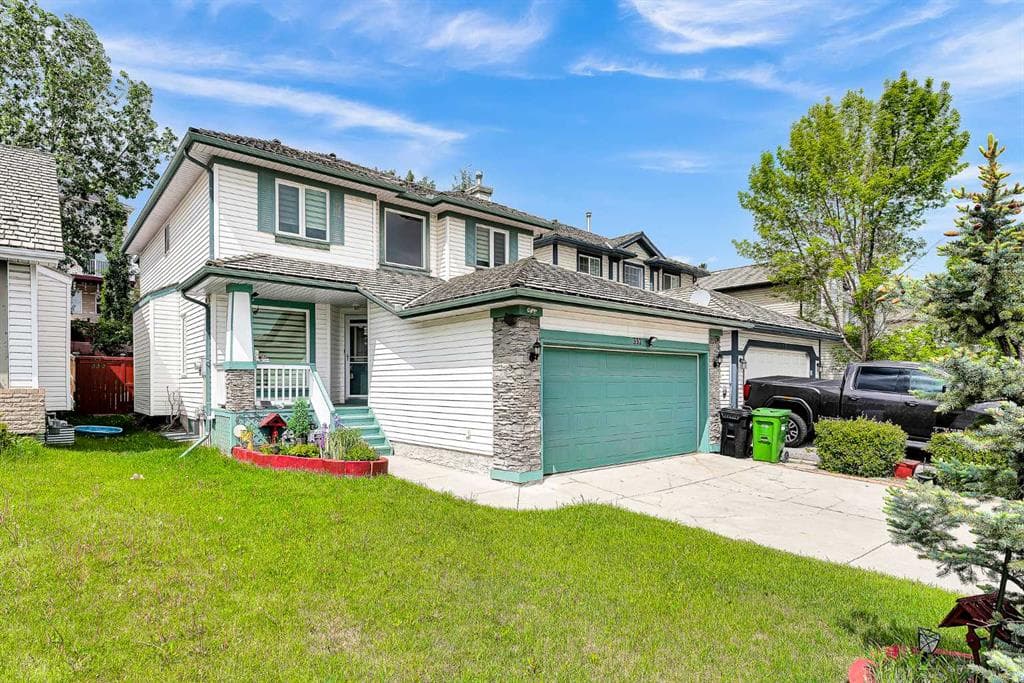 332 Harvest Hills Drive NE — photo 1