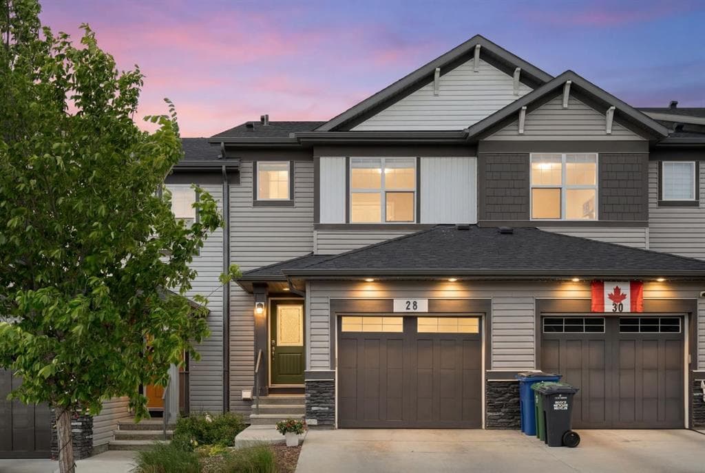 3-bed Townhouse for sale at 28 Heritage Vista, Cochrane