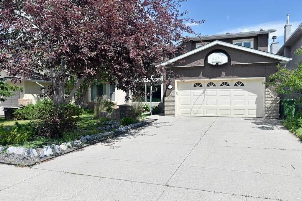 2824 Signal Hill Drive SW — photo 1