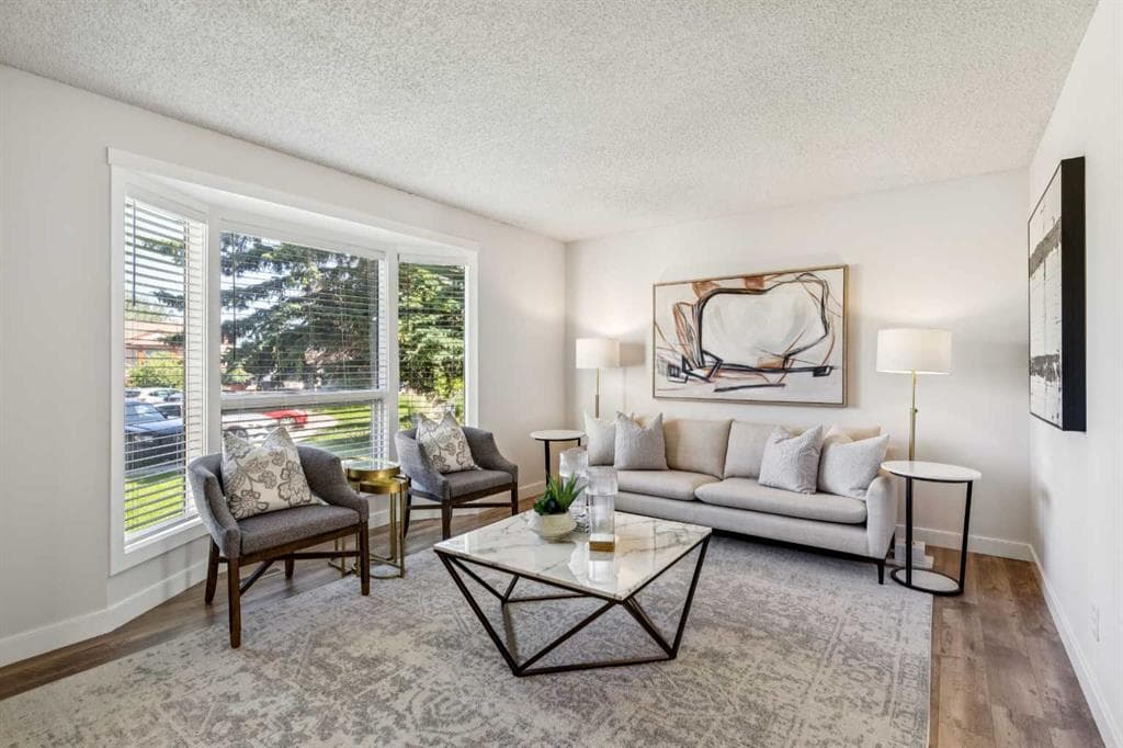 4-bed Detached for sale at 31 Sunvale Court SE, Calgary