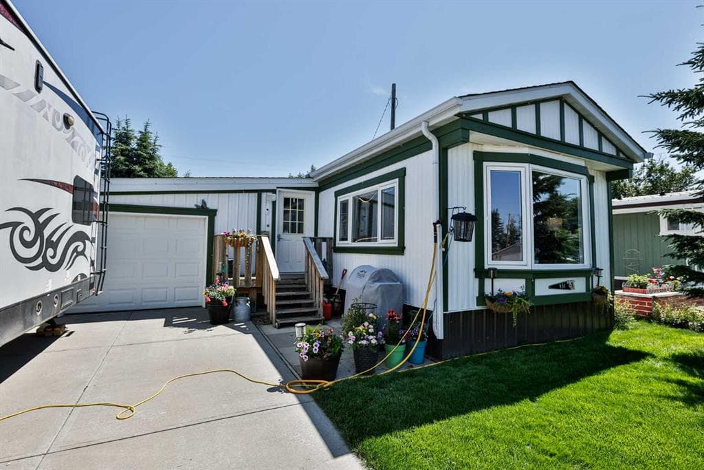 2-bed Detached for sale at 431 3 Street N, Vulcan