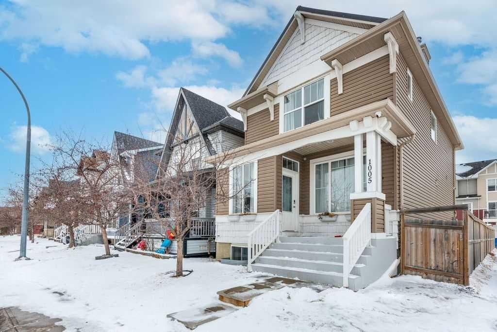 4-bed Detached for sale at 1005 NEW BRIGHTON Gardens SE, Calgary