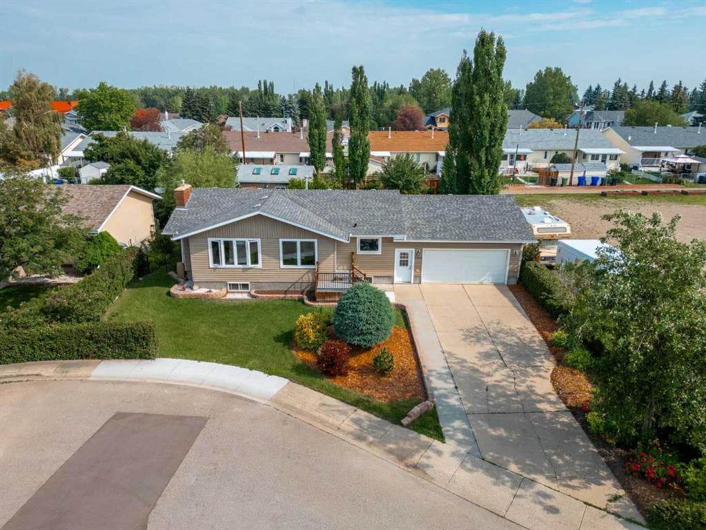 3-bed Detached for sale at 5418 43 Street, Olds