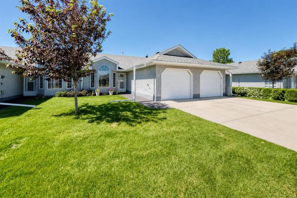 1-bed Semi-detached for sale at 3 Parklane Place, Strathmore
