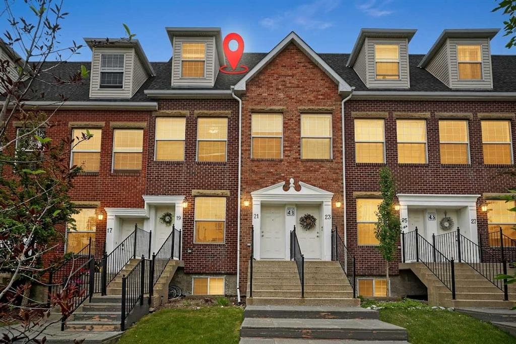2-bed Townhouse for sale at 21, 43 Springborough Boulevard SW, Calgary