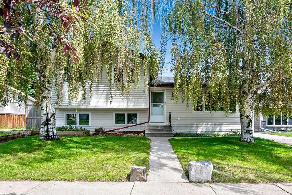 22 Robinson Drive — photo 1