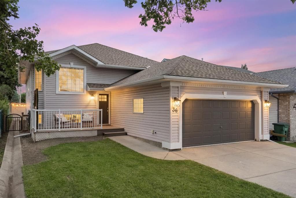 5-bed Detached for sale at 36 Jensen Heights Place NE, Airdrie