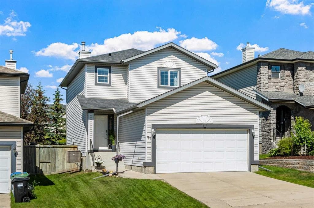 4-bed Detached for sale at 71 Royal Birch Manor NW, Calgary