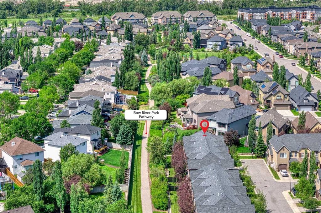 2-bed Townhouse for sale at 464 Quarry Villas SE, Calgary