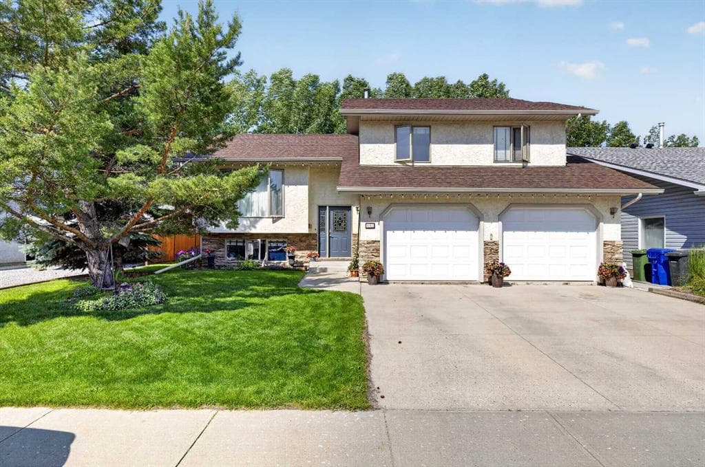 3-bed Detached for sale at 151 Balsam Crescent, Olds