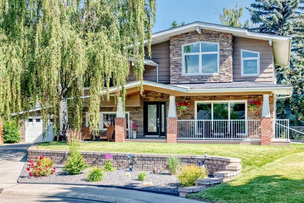 4-bed Detached for sale at 10416 Mapleridge Crescent SE, Calgary
