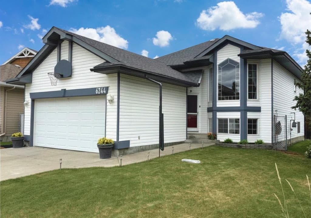 3-bed Detached for sale at 6244 Cypress Street, Olds