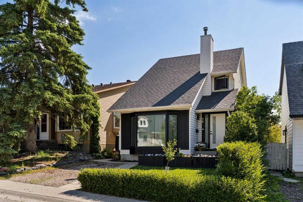 76 Ranchridge Way NW — photo 1