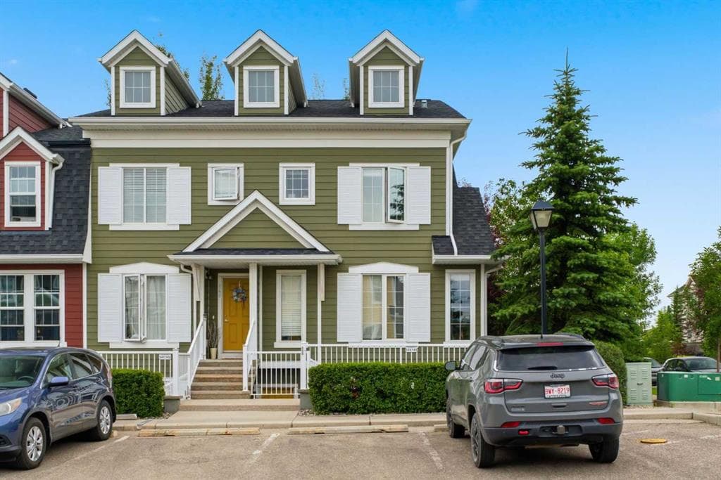 550 Mckenzie Towne Close SE — photo 1
