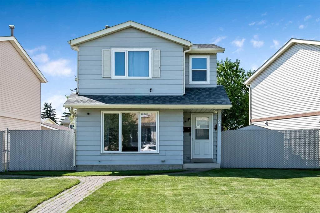 3-bed Detached for sale at 37 Erin Woods Place SE, Calgary