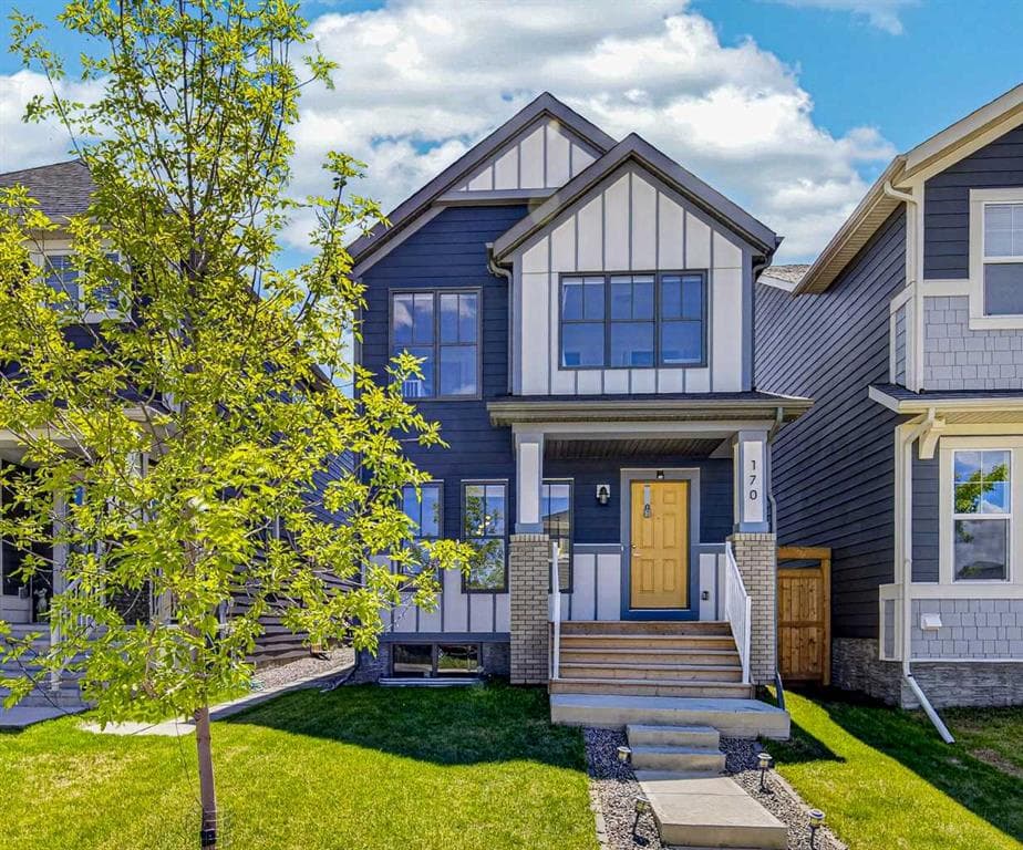 170 Magnolia Square SE — photo 1