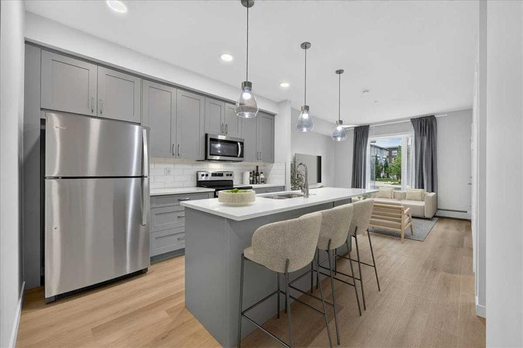 101, 200 Shawnee Square SW — photo 1