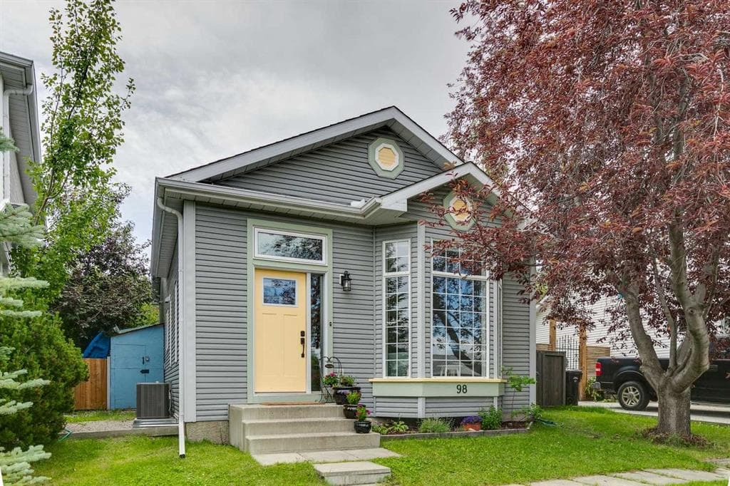 98 River Rock Way SE — photo 1