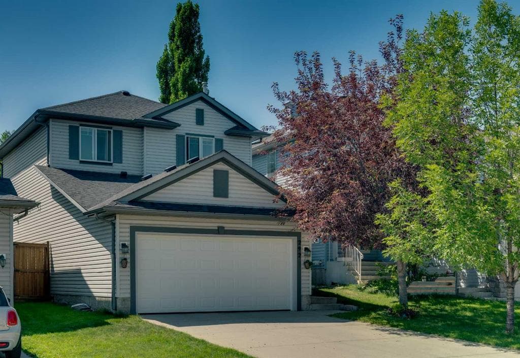 292 Coville Close NE — photo 1