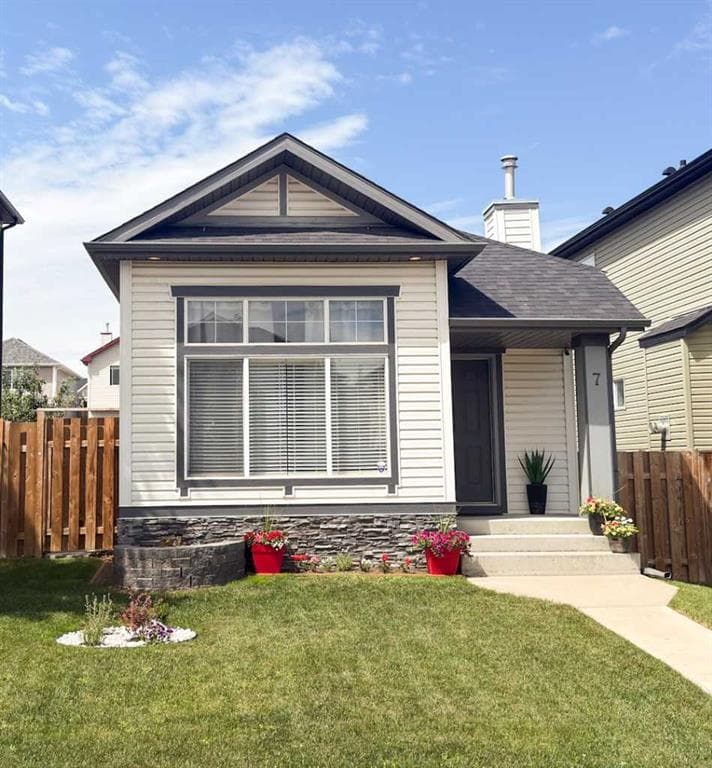 7 Bridlecrest Boulevard SW — photo 1