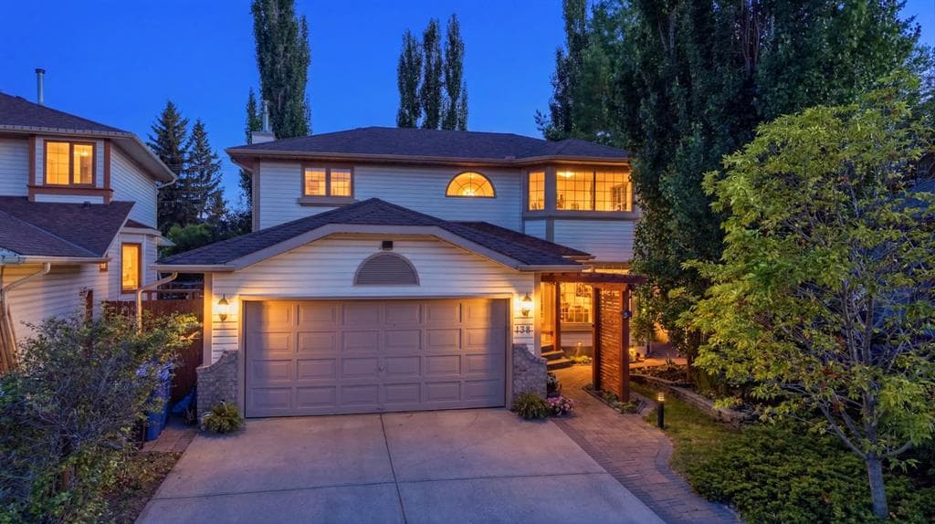 138 Shannon Hill SW — photo 1