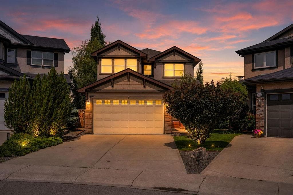 4-bed Detached for sale at 212 Everbrook Way SW, Calgary