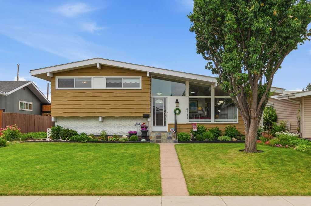 9511 Academy Drive SE — photo 1
