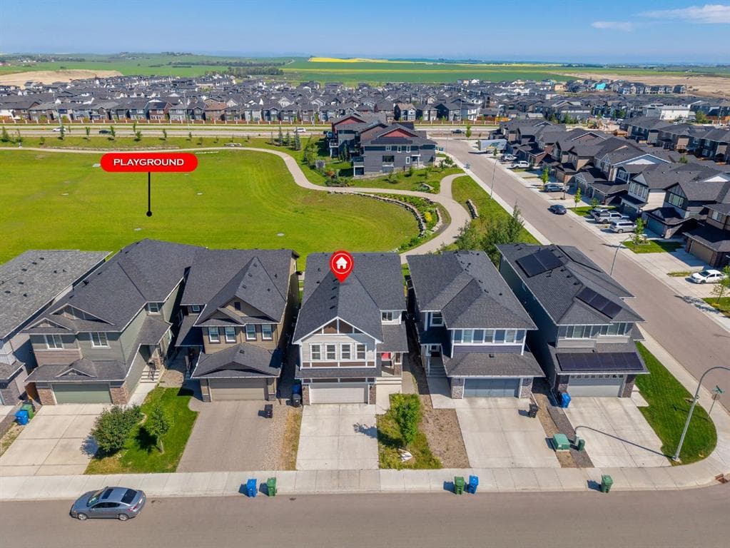 5-bed Detached for sale at 40 Evansfield Manor NW, Calgary