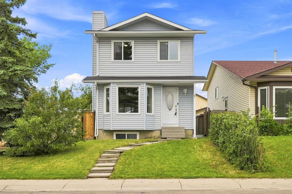 4-bed Detached for sale at 7 Falshire Close NE, Calgary