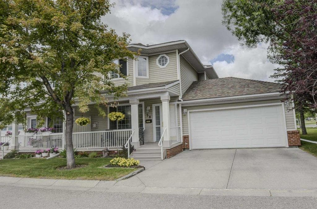2-bed Townhouse for sale at 58 Sierra Morena Gardens SW, Calgary