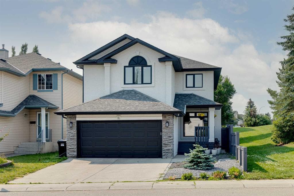 11 Citadel Meadow Grove NW — photo 1