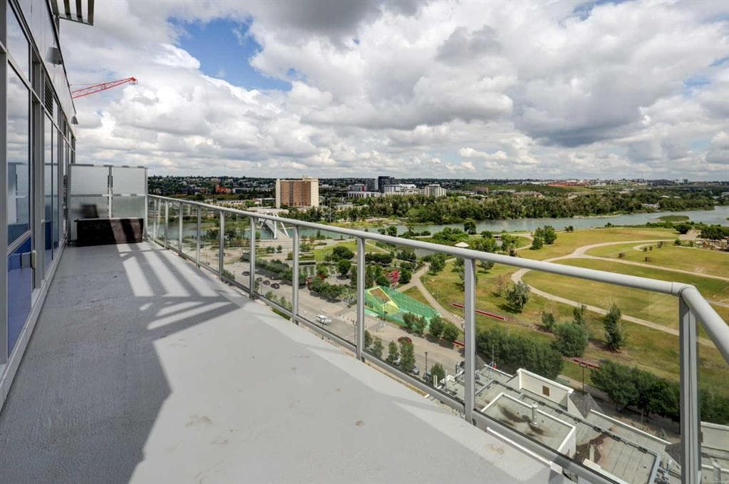 2-bed Apartment for sale at 1406, 624 8 Avenue SE, Calgary