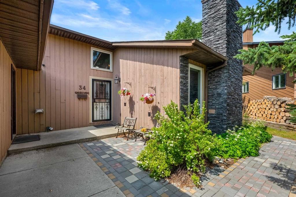 3-bed Detached for sale at 34 Cascade Place, Cochrane
