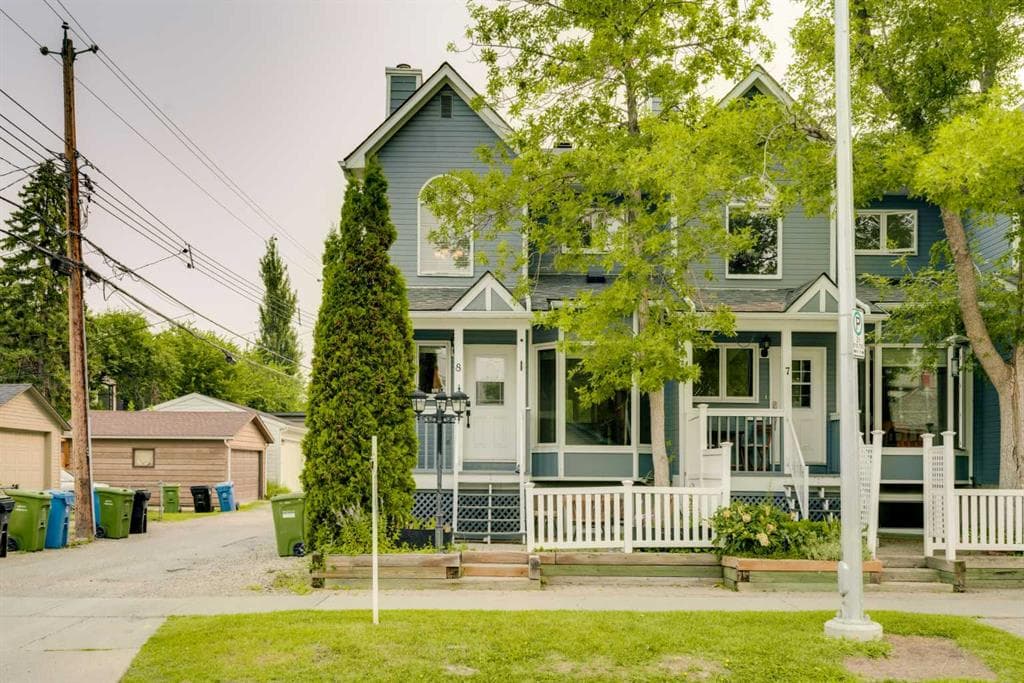 3-bed Townhouse for sale at 8, 834 2 Avenue NW, Calgary