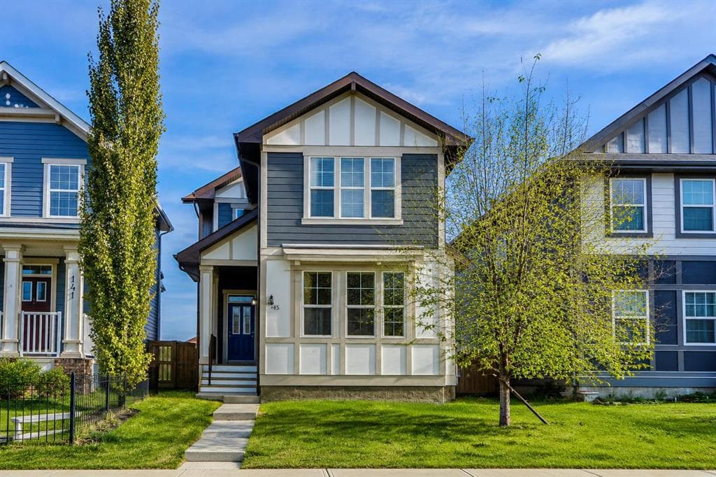 145 Marquis Common SE — photo 1